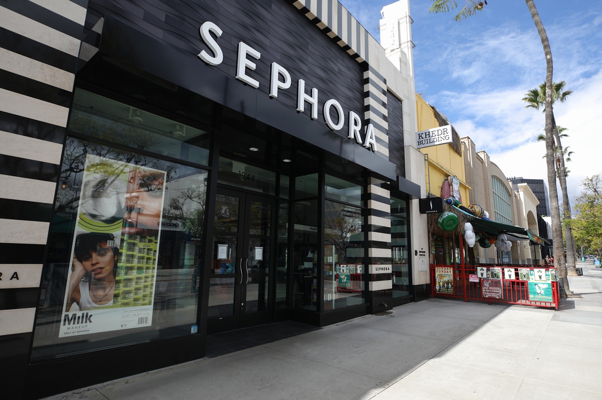 Sephora Makeover Cost - Are Their Price Justifiable